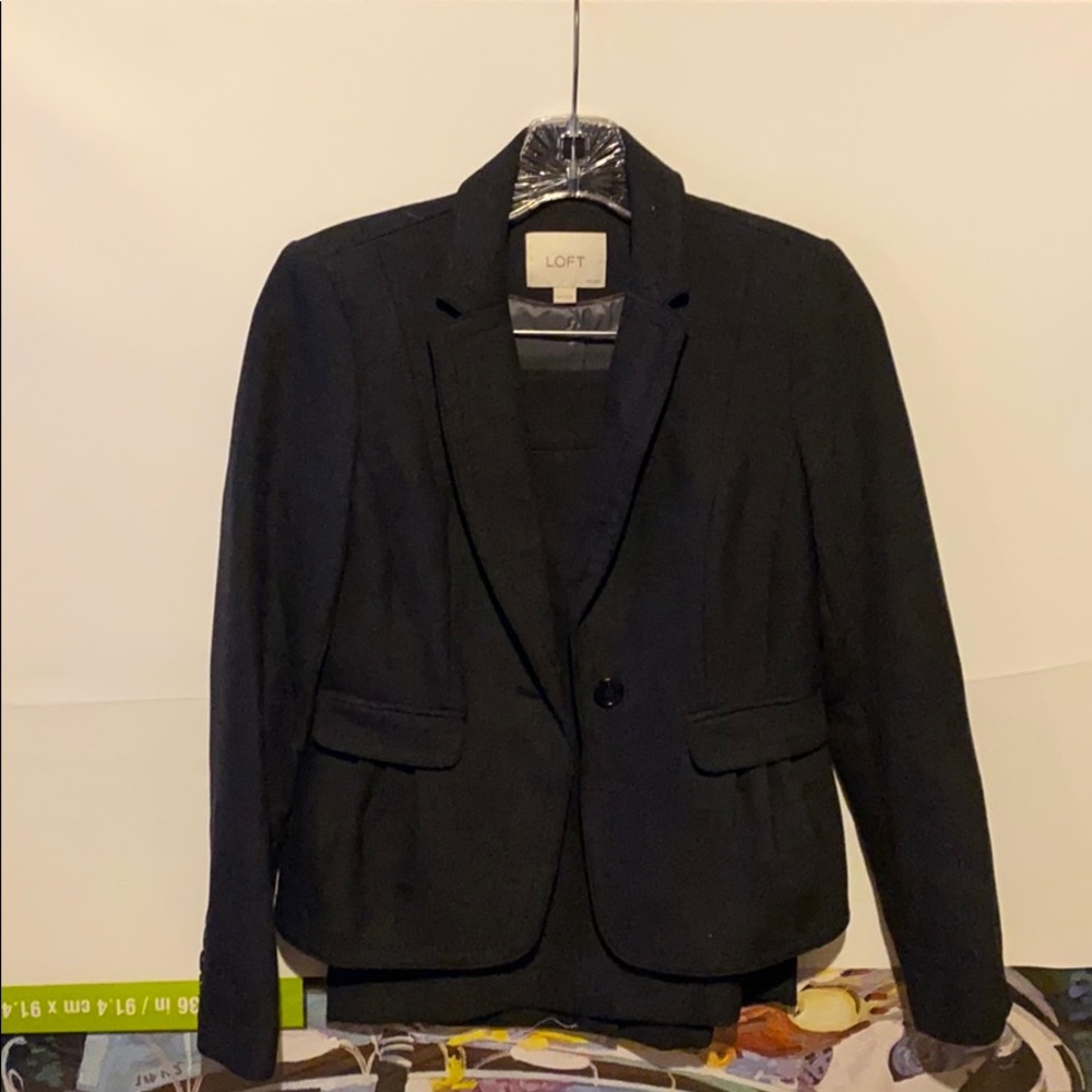 Loft Skirt Suit, size 00p